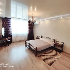 https://lux-apartments-on-metro-osokorky.hotels-of-kiev.com